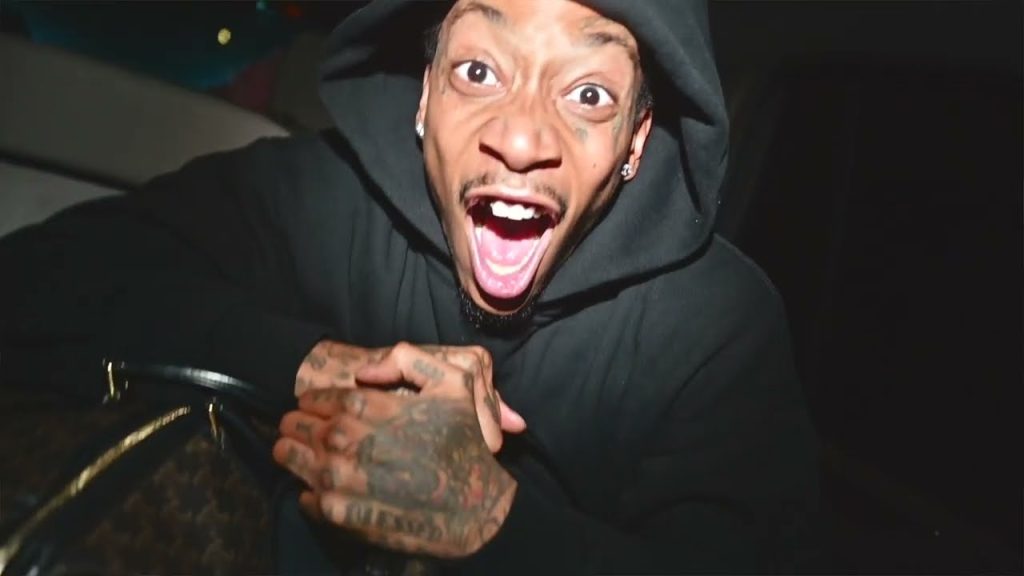 Wiz Khalifa – Roll It Up Freestyle